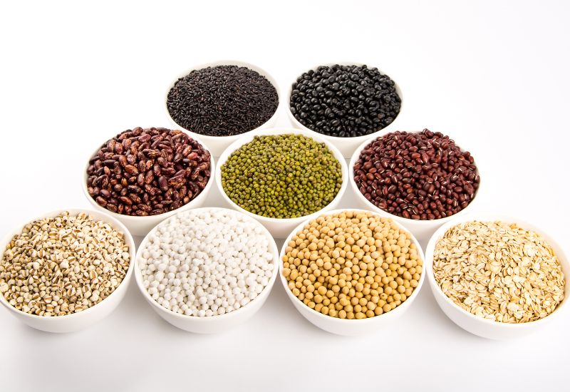Các loại sữa thực vật không chứa cholesterol và ít chất béo bão hòa cũng là một lựa chọn tốt cho người bị mỡ máu.