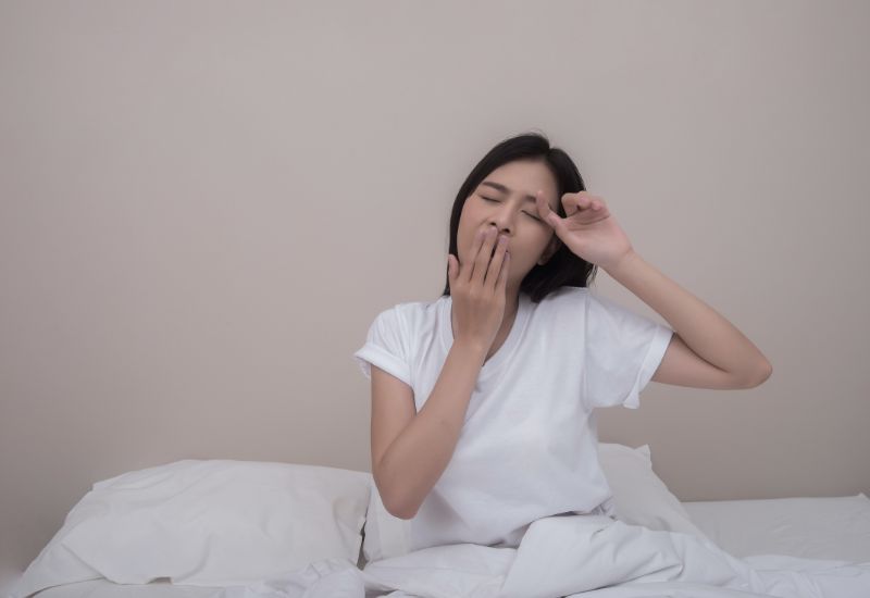 Ợ hơi vào buổi sáng