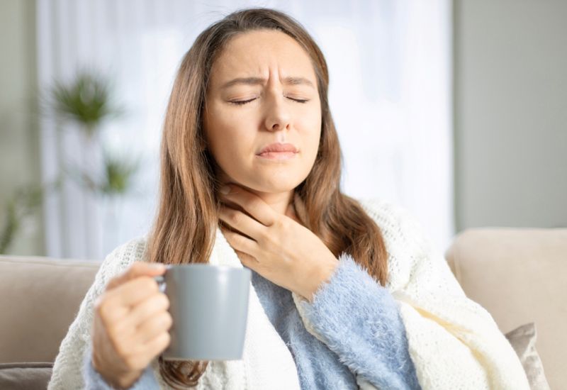 Khó nuốt ngứa họng
