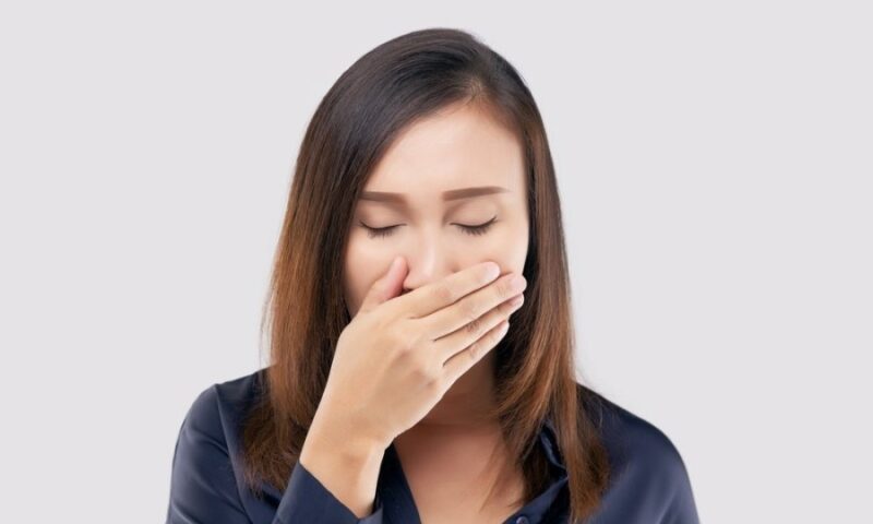 Thường xuyên ợ chua rất có thể do trào ngược dạ dày