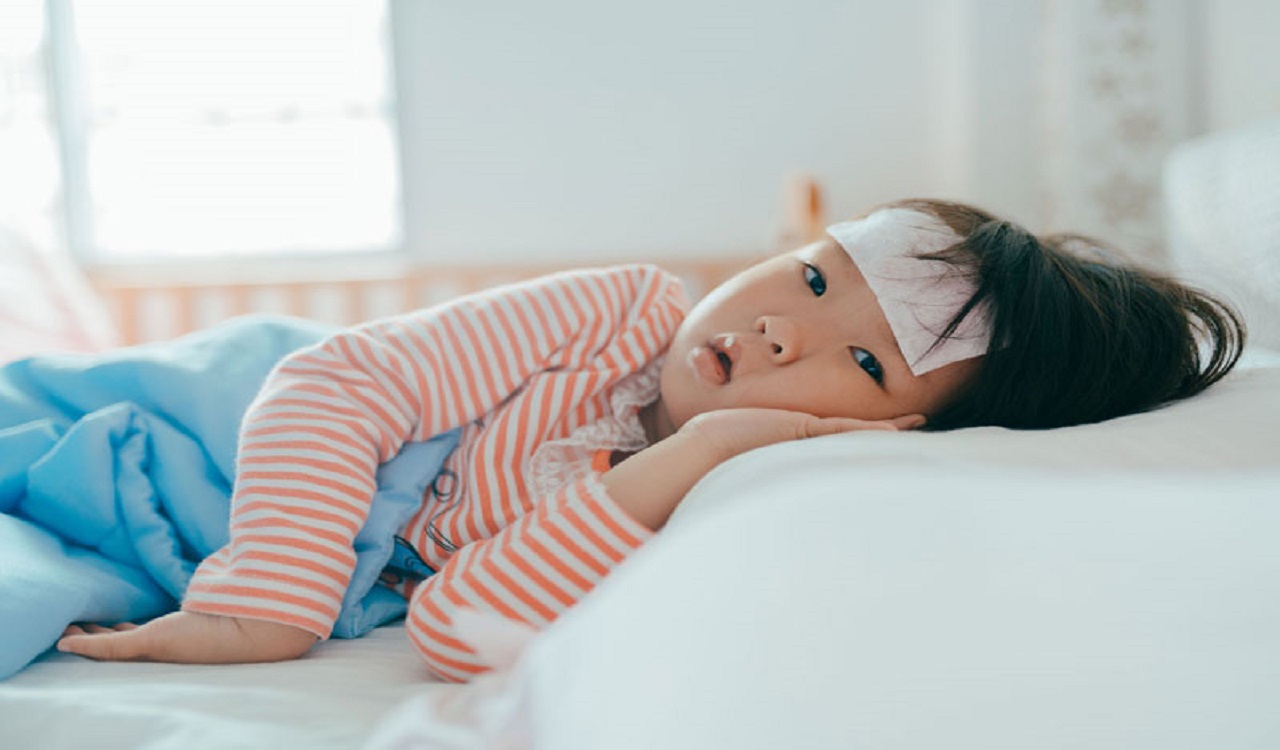 Thời tiết nắng nóng khiến trẻ dễ mắc bệnh cảm lạnh
