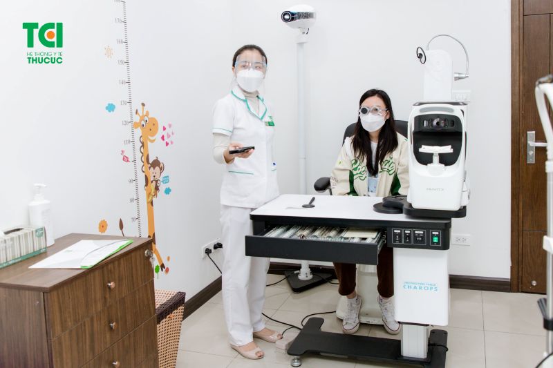Ngày càng có nhiều người trẻ tuổi bị viễn thị.