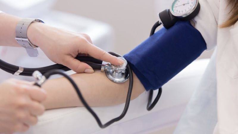 Bị huyết áp thấp có nên ăn mặn?