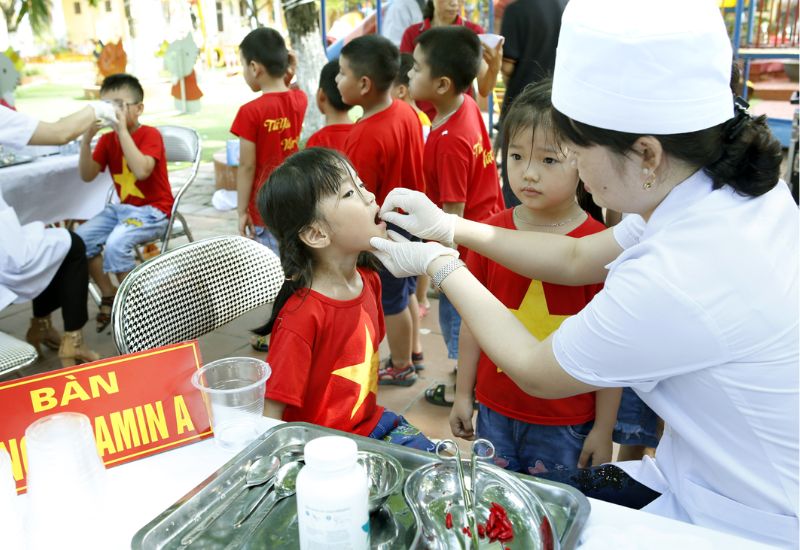 bổ sung vitamin a cho trẻ sơ sinh