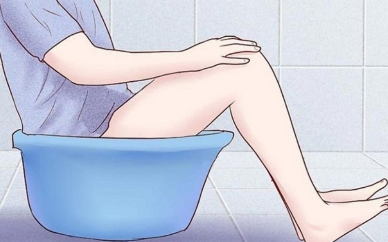 chăm sóc vết mổ áp xe hậu môn